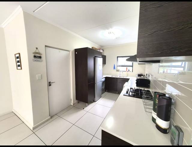 3 BEDROOM PROPERTY TO RENT IN GREENSTONE HILL